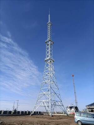 More Than 30 Years Life Time Telecom Tower Self Supporting Structure Type Zinc Painting Surface Optimized for Signal Coverage