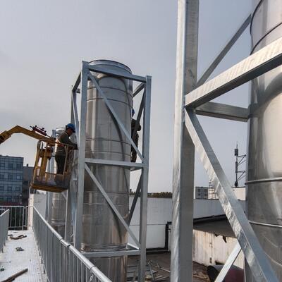 Steel Chimney Tower for Industrial Waste Gas Emission Projects Featuring High Wind Resistance and Vibration Protection
