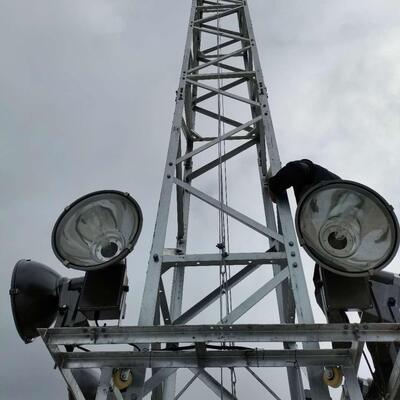 Customizable Floodlight Tower with Height Options from 10 to 80 Meters and Configurable Lighting Capacity for Wide Area Outdoor Lighting
