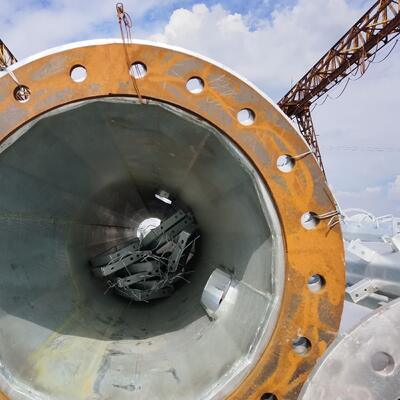 Monopole Tower Hot Dip Galvanized Q355B Steel 5G Telecommunication Signal Tower Custom 10-60m Height