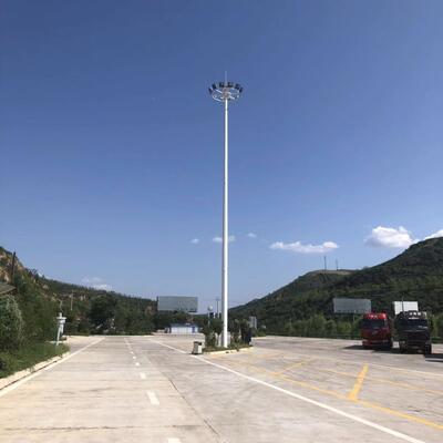 Hot Dip Galvanized Self-Propelled LED Flood Lighting Telecommunication 10m-60m Range Lifting Operation Antenna Tower