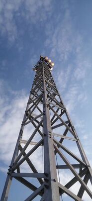 Customized 20M 25M 30M 40M High Mast Pole High Mast Tower with Flood Lights Pole Q235 Steel Lamp Post