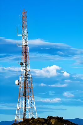 Angular Tower Steel Telecommunication Radio Broadcasting Mobile Cell Communication Tower