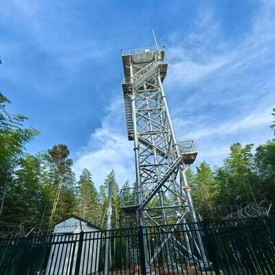 Guard Tower fire observation tower with safety ladders working platforms and optional observation cabins for performance